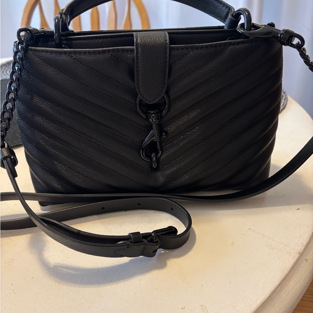 Rebecca Minkoff great condition cross body bag . Removable strap !